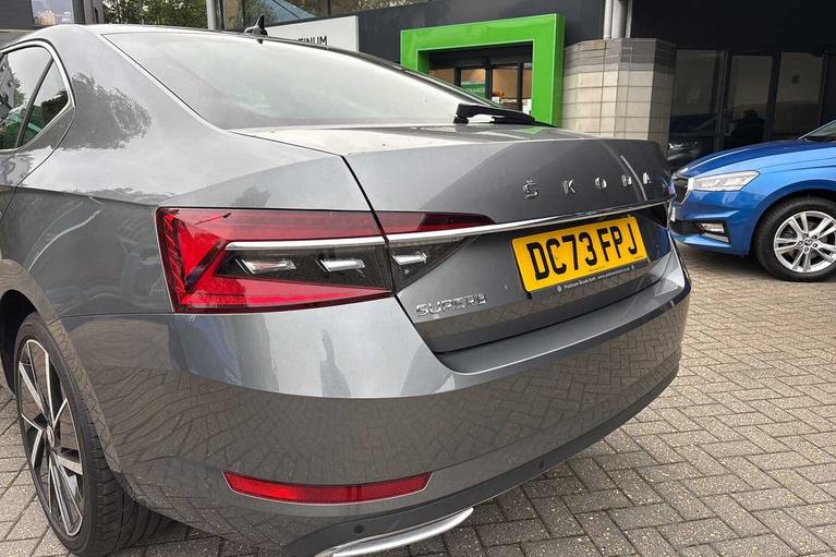 Used Skoda Superb DC73FPJ 14