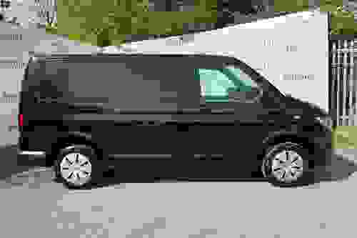 Volkswagen Transporter Photo modix-c42060a9035f3653a23eb13591d076f17607ab1e.jpg