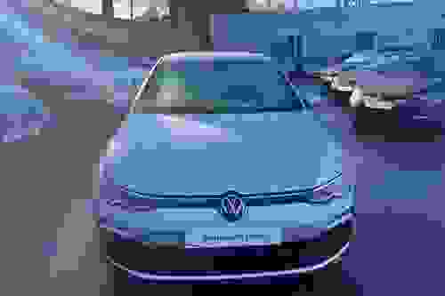 Volkswagen Golf Photo modix-c5a1827aa0dc22834c29582696de83a23d3f159c.jpg