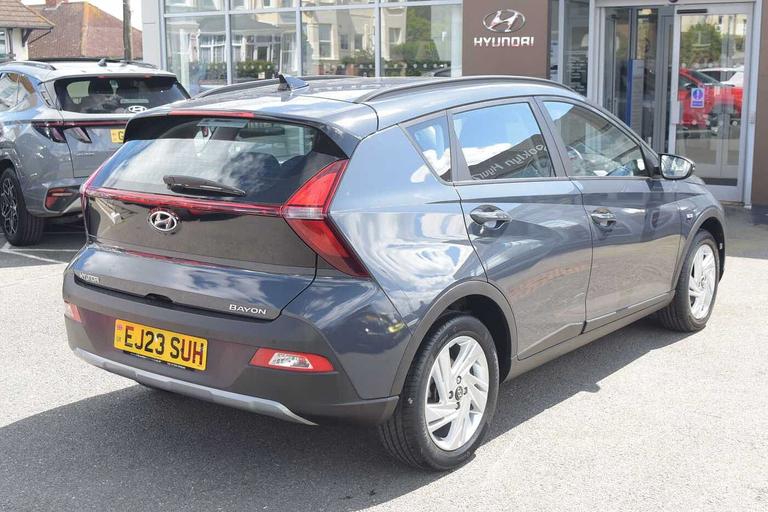 Used Hyundai BAYON EJ23SUH 8