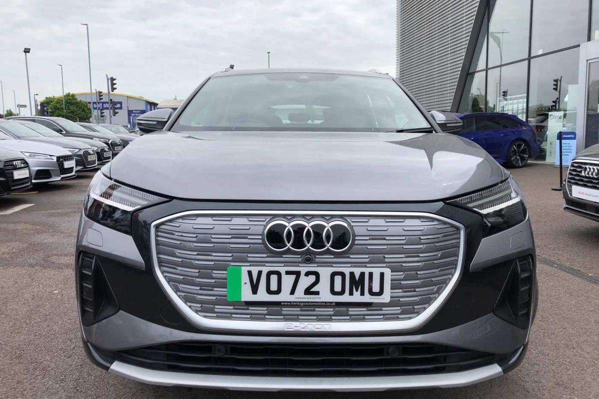 Used 2022 Audi Q4 e-tron Sport 40 150,00 kW £40,950 2,464 miles Typhoon ...