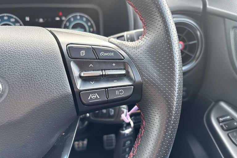 Used Hyundai KONA WV23AAJ 14