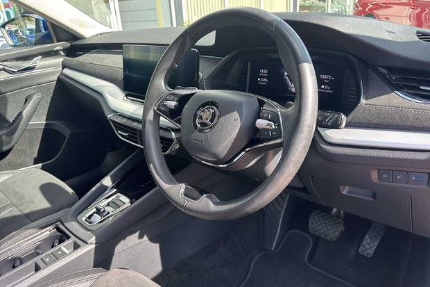 Used Skoda Octavia Estate CU24VYZ 6