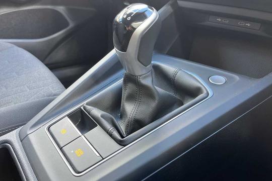 Volkswagen Golf Photo modix-c782db05459955baf5e97716b026b497cb3f396b.jpg