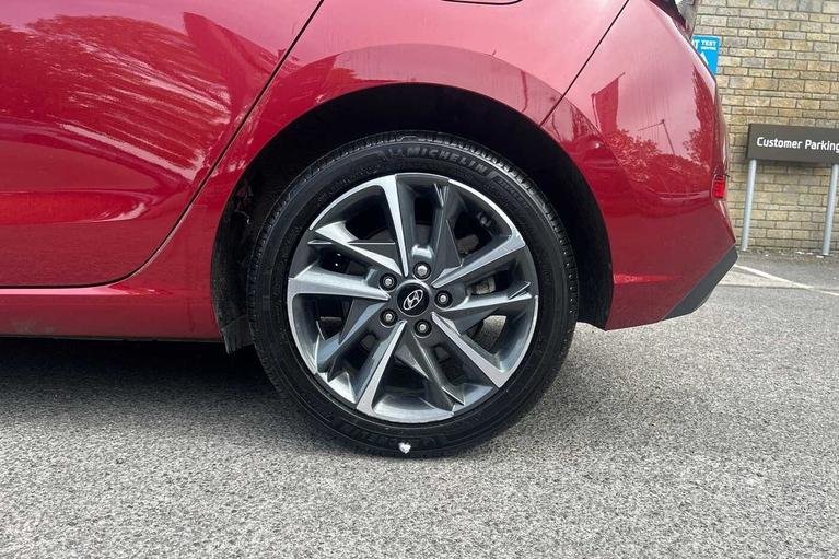 Used Hyundai i30 WM23SMX 9