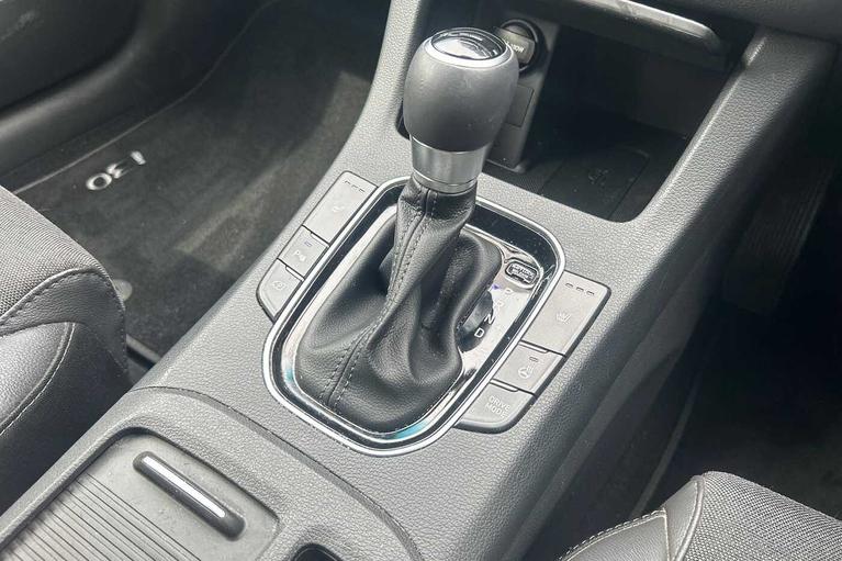 Used Hyundai i30 WM23SMX 17