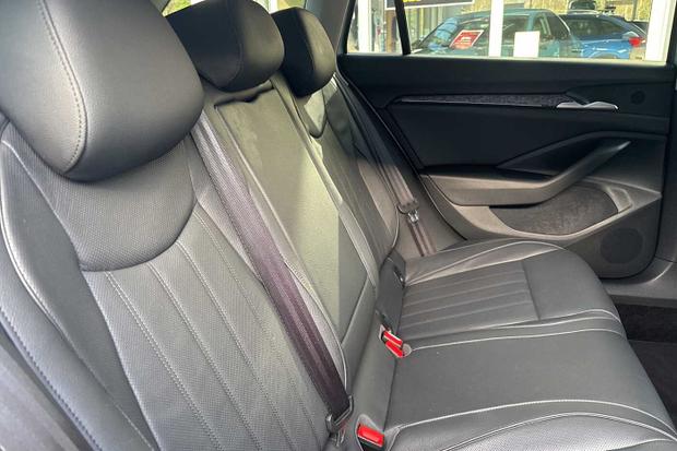 Used Skoda Superb CV74XUR 11