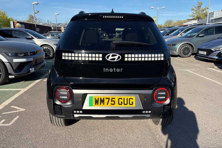 Used Hyundai Inster WM75GUG 11