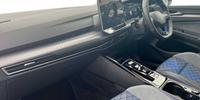 Volkswagen Golf Photo 1