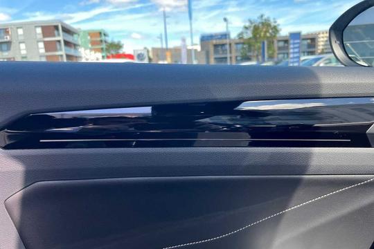 Volkswagen T-roc Photo modix-ca897f5751671c1b923e9d3057f875cc84003ee1.jpg
