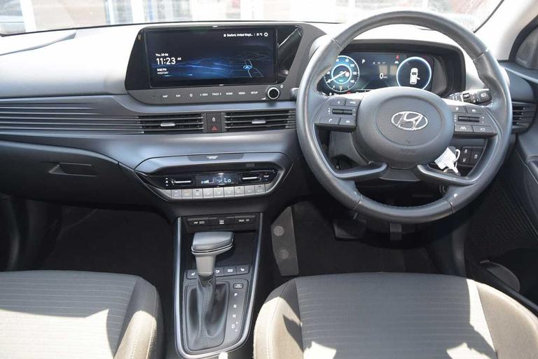 Used Hyundai i20 CJ72LVE 17