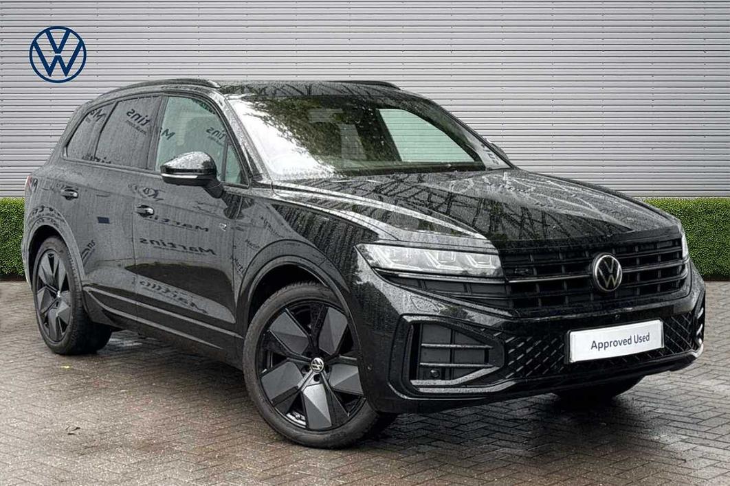 Volkswagen Touareg 3.0 TDI V6 Black Edition SUV 5dr Diesel Tiptronic 4Motion Euro 6 (s/s) (286 ps)