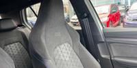 Volkswagen Golf Photo 31