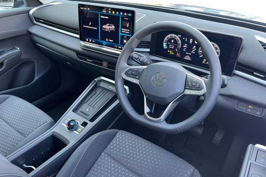 Volkswagen T-roc Photo modix-ce268e16d92453eabfc8c3a665dda57f495f80bc.jpg