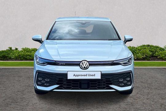 Volkswagen Golf Photo modix-cf8fcfcb76d08e53ae55a222c19cc8a1a2bc1afa.jpg