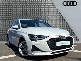 Used 2025 Audi A3 Sportback Sport TFSI  116 PS S tronic Glacier white, metallic