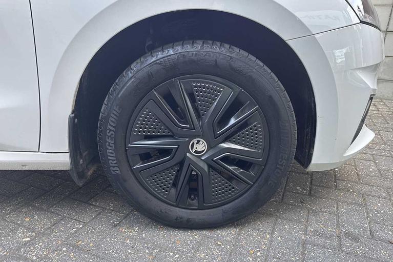 Used Skoda Fabia RX73EVM 5