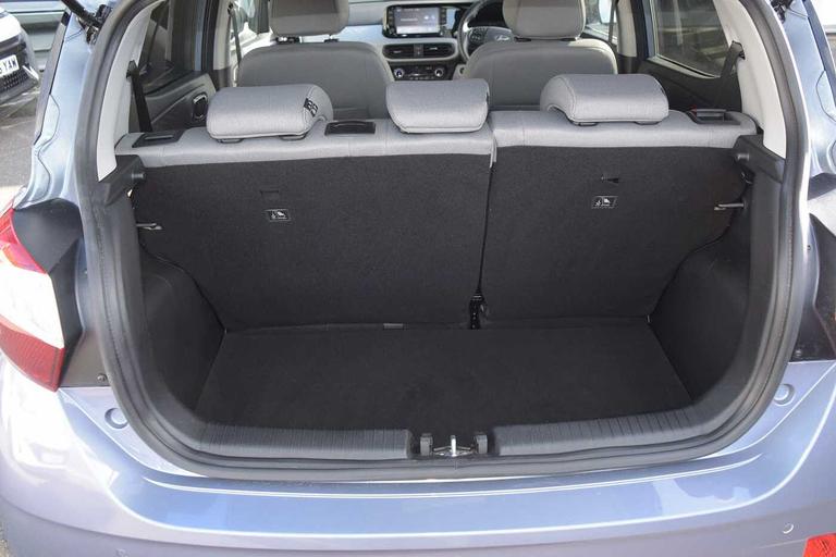 Used Hyundai i10 GY73UDB 15