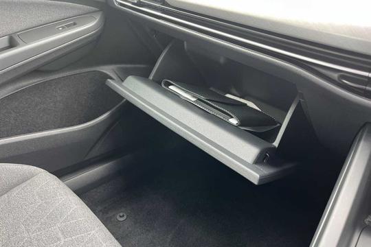Volkswagen Golf Photo modix-d121a124cc50c0559b9b99e890a552fc2b1a61d8.jpg