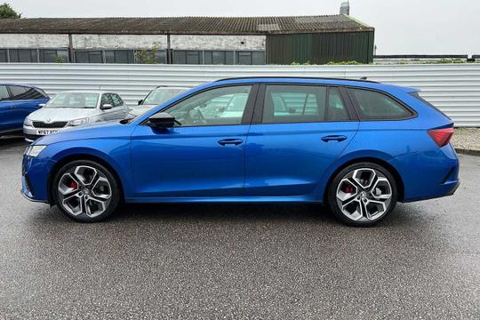 Skoda Octavia Photo modix-d31f09f1b5654bd32bb4c5280c691f26ceff0df1.jpg