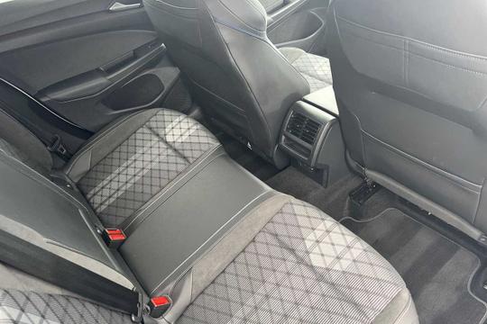 Volkswagen Golf Photo modix-d416c50c7c79b994ecfe52d7e2f3eac8833c85fb.jpg