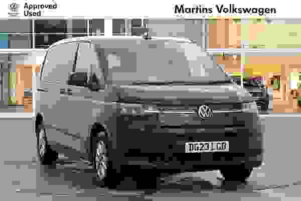 Used 2023 Volkswagen Multivan Life Standard 150 PS 2.0 TDI 7-Speed DSG *Electric Doors* Deep black at Martins Group