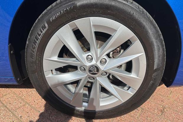 Used Skoda Octavia Estate CU24VYZ 5