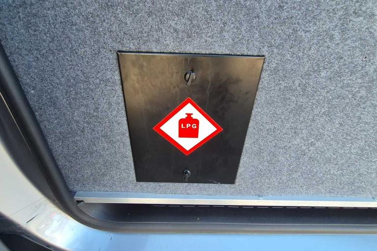 Used Vauxhall Vivaro L1 DY70BDE 19