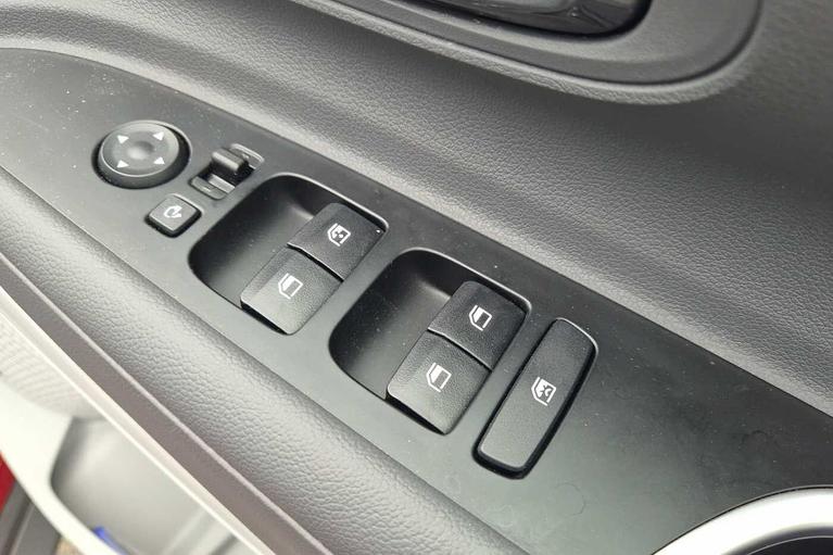 Used Hyundai BAYON WM74HHF 11