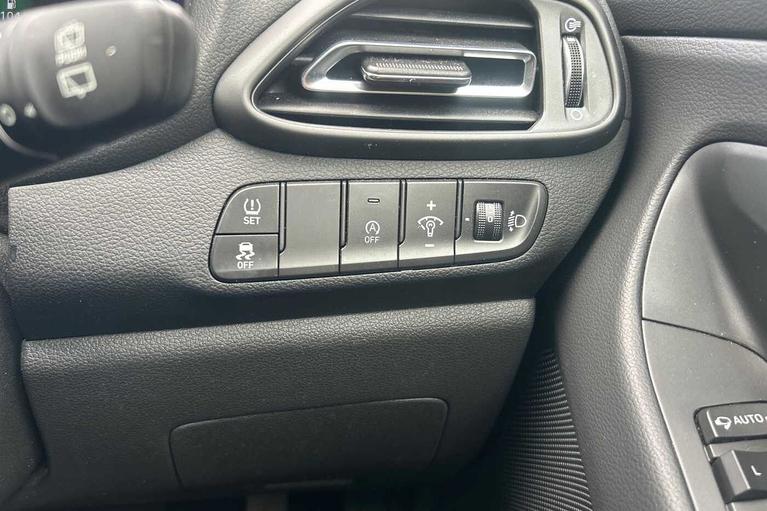 Used Hyundai i30 WM23SMX 10