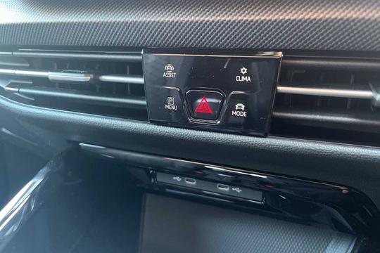 Volkswagen Golf Photo modix-d7da3ae85b43b957906196fcde50ee722f4ede5a.jpg