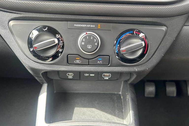 Used Hyundai i10 FMZ8814 16