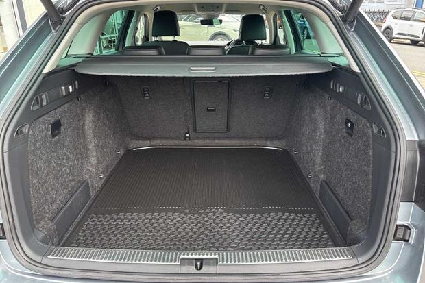 Used Skoda Superb Estate CU69SXJ 9