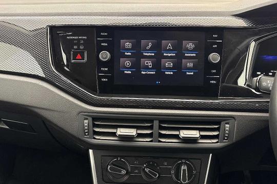 Volkswagen Polo Photo modix-dae3b88658138d5648e979aea4c5f38491c27630.jpg