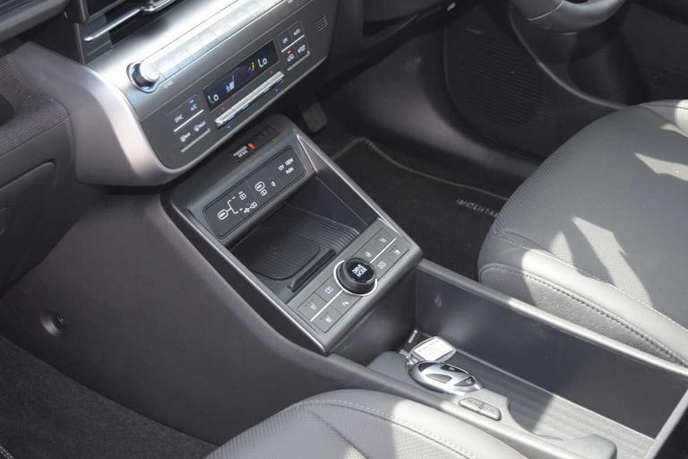 Used Hyundai KONA GX26YCR 12