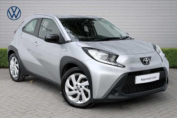 Used 2023 Toyota Aygo X 1.0 VVT-i Pure 5dr Silver Black at Martins Group