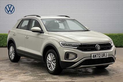 Used 2022 Volkswagen T-roc 1.5 TSI Life 5dr DSG at Martins Group