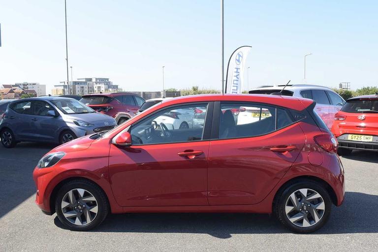 Used Hyundai i10 LN74YVH 11