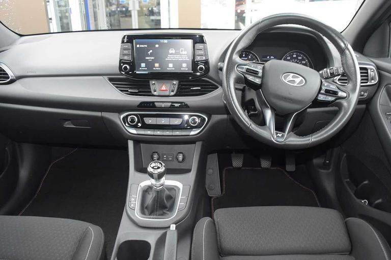 Used Hyundai i30 GX68VYD 17