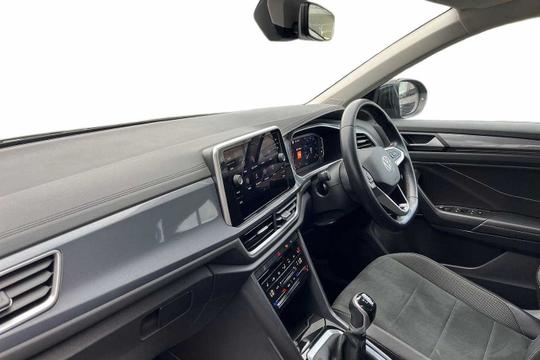 Volkswagen T-roc Photo modix-e4140253b303ef026c695e7e808ade30514ae511.jpg