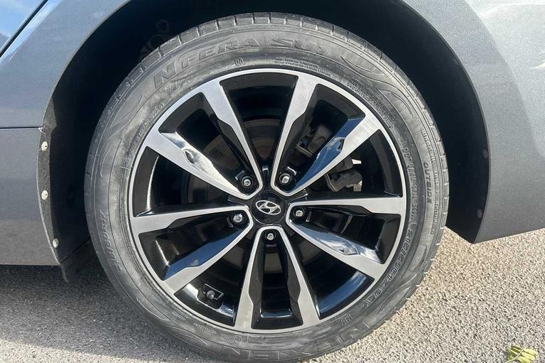 Used Hyundai i40 WV68NBB 9
