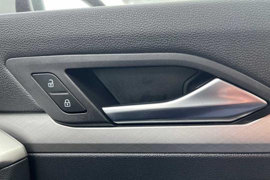 Volkswagen Golf Photo modix-e4f788e67acdf685dbfbd0ff90f1129941c24e73.jpg