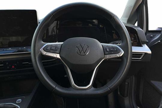 Volkswagen Golf Photo modix-e516279f4d50782410e8e1d13062200969297e3c.jpg