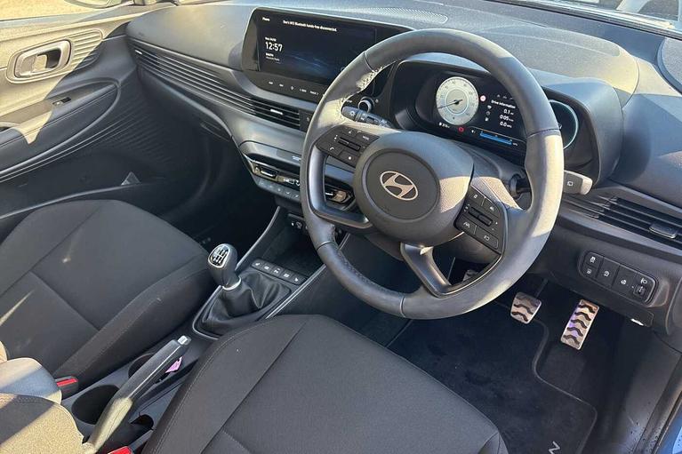 Used Hyundai BAYON WU75KBZ 6