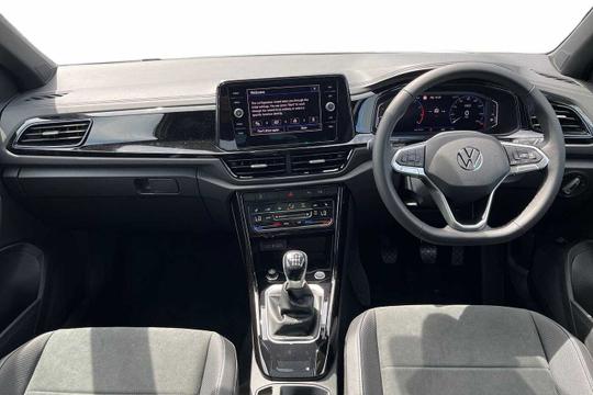 Volkswagen T-roc Photo modix-e5f8f7f3c32383586b362f0a278b46d9760d83aa.jpg