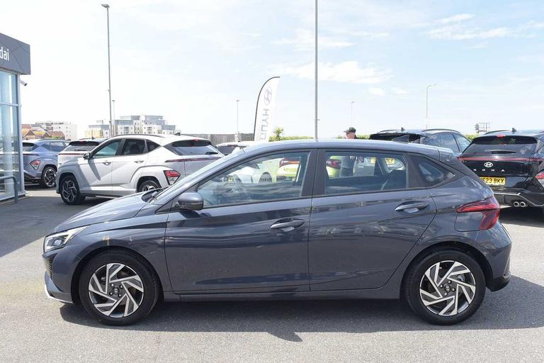 Used Hyundai i20 EK25UXN 11