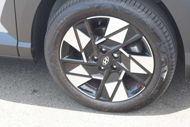 Used Hyundai KONA GX26YCR 4