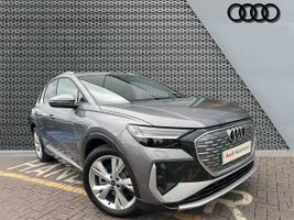 Used 2026 Audi Q4 E-tron Q4  S line 45 e-tron  210,00 kW Typhoon grey, metallic