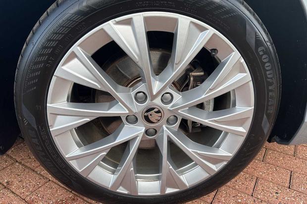 Used Skoda Superb CV74XUR 5