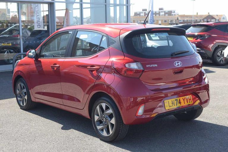 Used Hyundai i10 LN74YVH 10